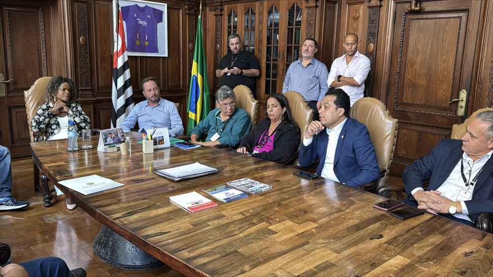 Vereador Jonathan Santos se reúne com a Secretária Estadual de Esportes, Coronel Helena, e propõe novos projetos para São José do Rio Preto