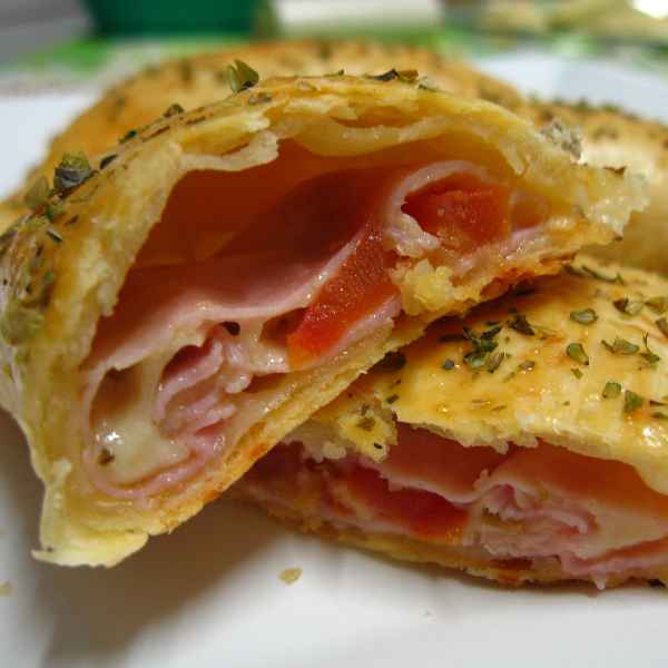 PASTEL DE PIZZA (Imagem Principal)