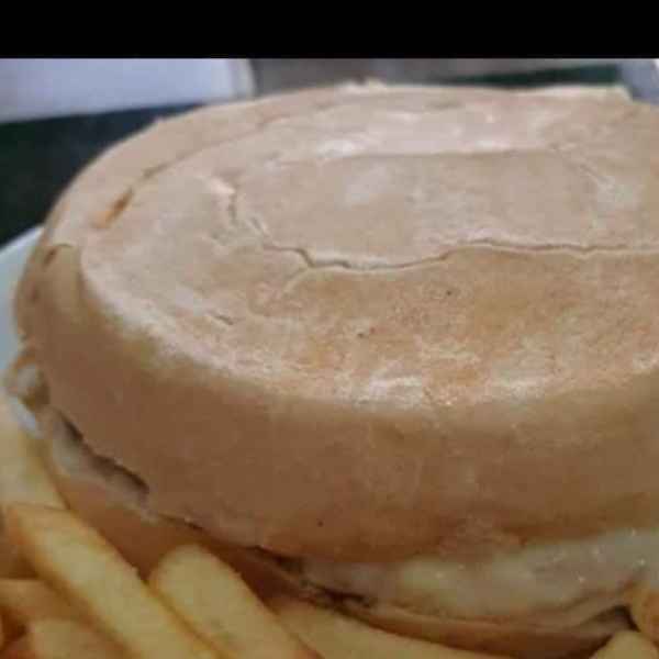 4 Xis Salada com Fritas e Guaraná (Imagem Principal)