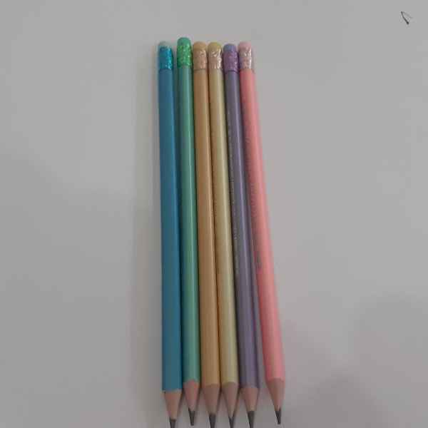 Lapis preto com borracha (Imagem Principal)