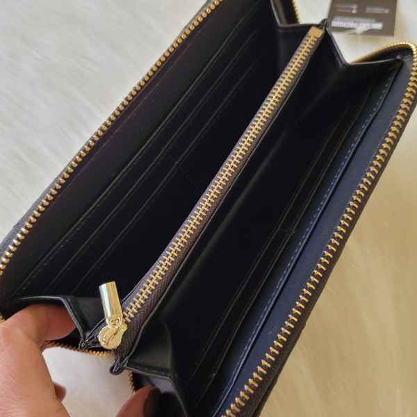 Carteira Yves Saint Laurent (Imagem Principal)