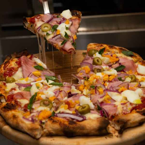 Pizza Grande (8 fatias) (Imagem Principal)
