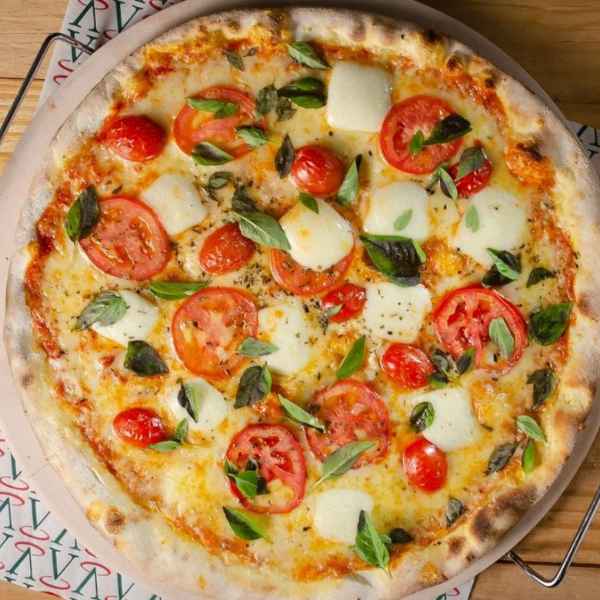 Pizza Média (6 fatias) (Imagem secundária 1)