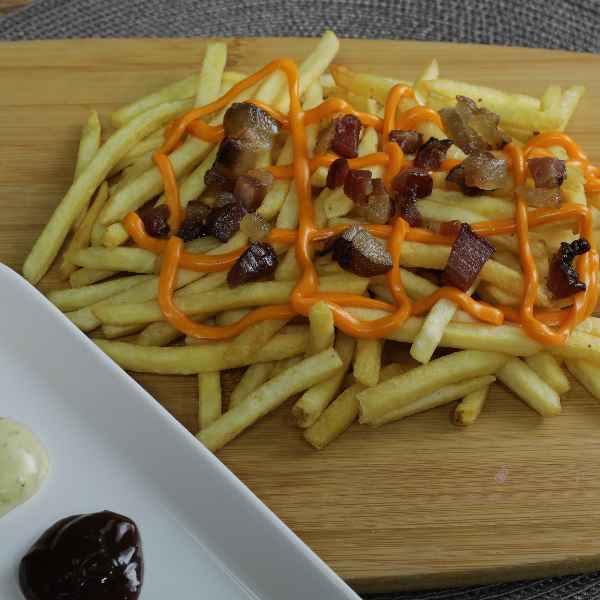 Batata c Cheddar e Bacon (Imagem Principal)