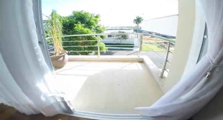 CASA ESPETACULAR NO CONDOMÍNIO DAMHA V