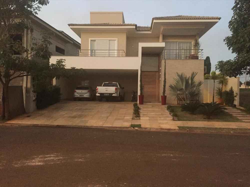 CASA ESPETACULAR NO CONDOMÍNIO DAMHA V