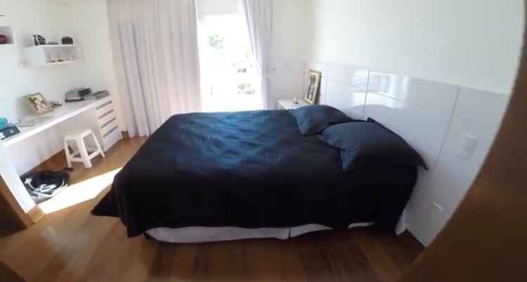 CASA ESPETACULAR NO CONDOMÍNIO DAMHA V