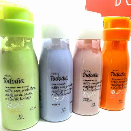 CREME NUTRITIVO HIDRATANTE CORPORAL, 400ml Cada (Imagem Principal)