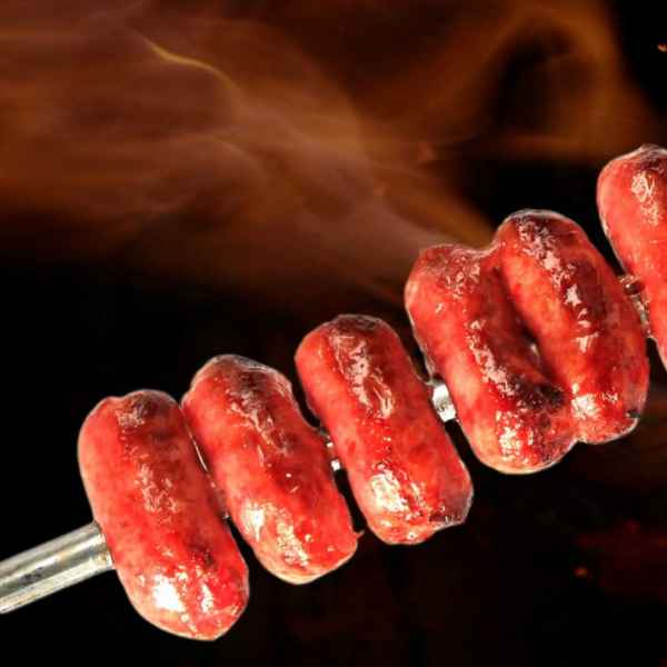Espeto de Linguiça - Serve até 4 Pessoas. (Imagem Principal)
