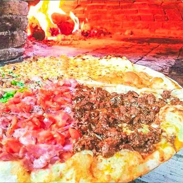 Pizza Pequena - 2 Sabores (Imagem Principal)