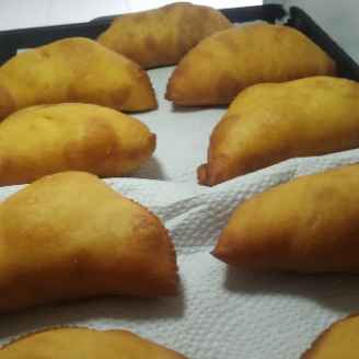 Paatel De Calabresa Com Cheddar (Imagem Principal)