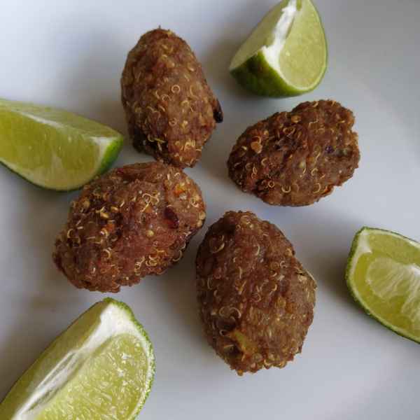 Kibe de Quinoa Frito (Embalagem com 12 Unidades) (Imagem Principal)
