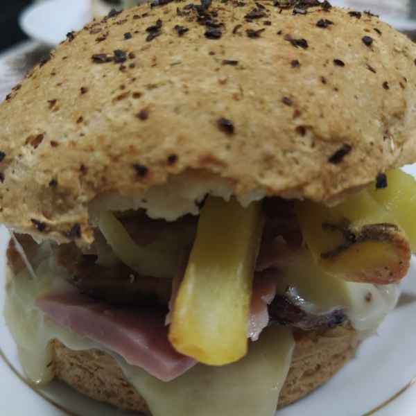 Pão para Hamburguer (Embalagem com 04 Unidades) (Imagem Principal)