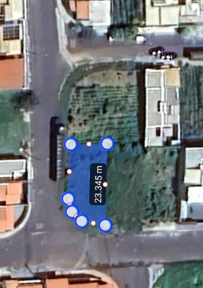 Terreno de Esquina no Colinas 