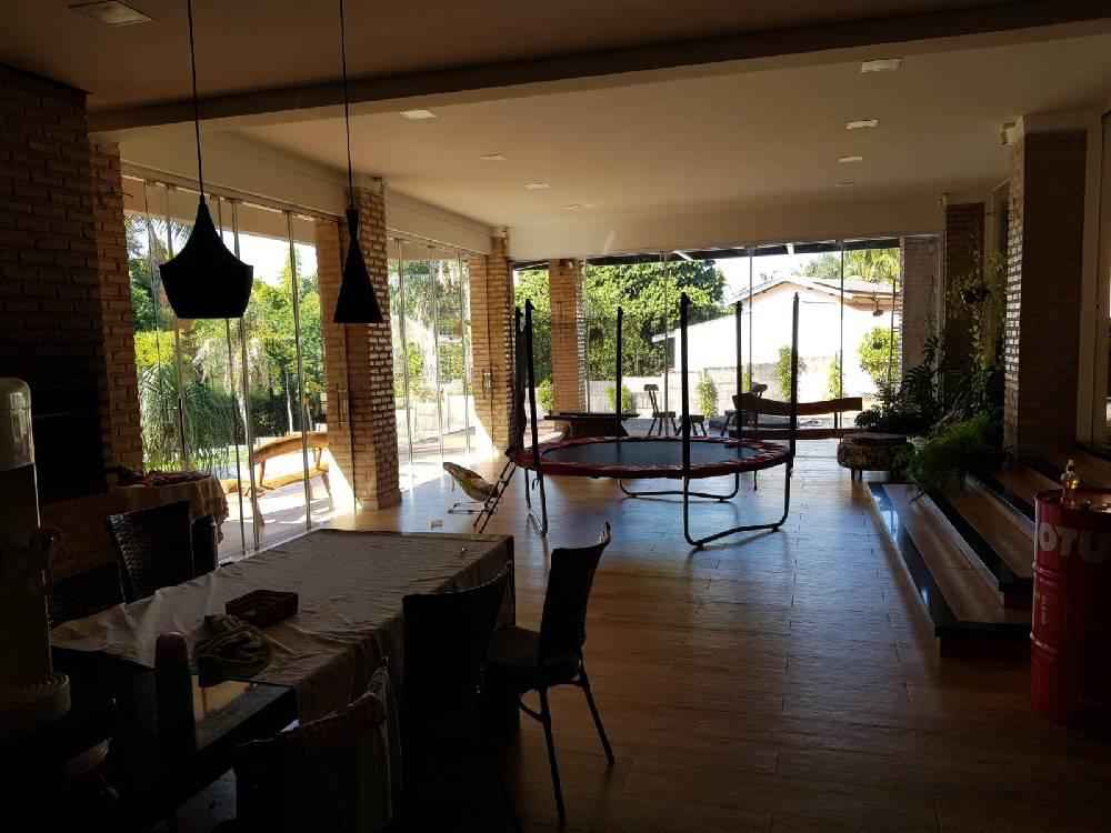 Casa à Venda em Jales-S.P.