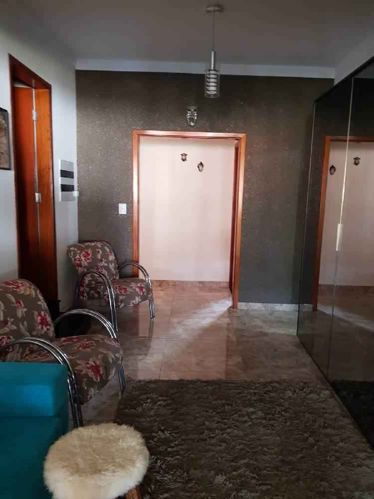 Casa à Venda em Jales-S.P.