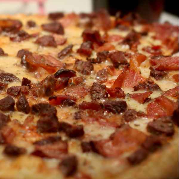 Pizza Bacon (Imagem Principal)
