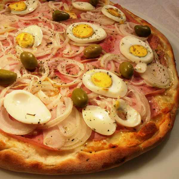 Pizza Portuguesa Especial (Imagem Principal)