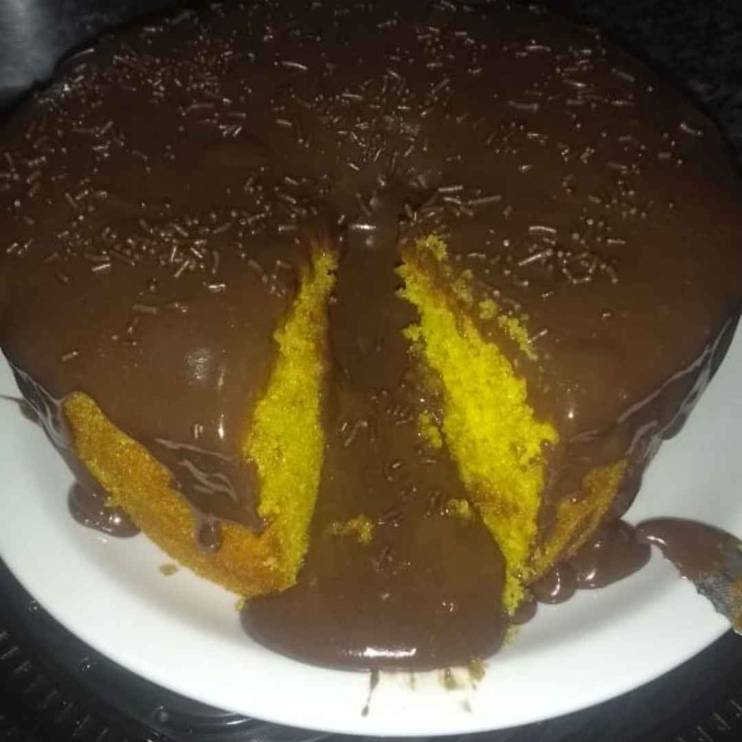 Bolo de Cenoura com Brigadeiro Vulcão  (Imagem Principal)