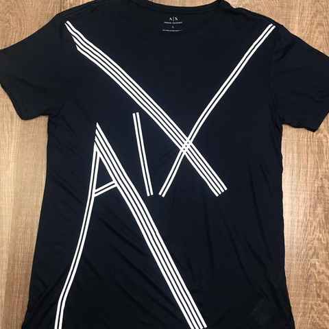 Camiseta Armani (Imagem Principal)