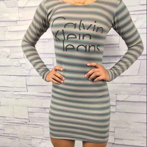 Vestido Calven Klein (Imagem Principal)