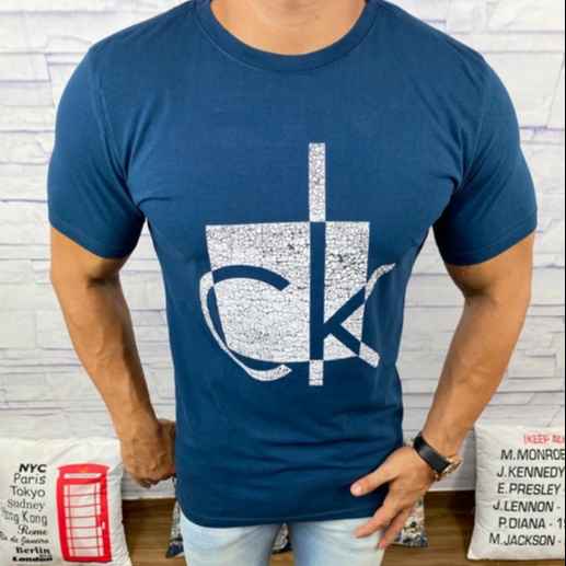 Camiseta Calven Klein (Imagem Principal)