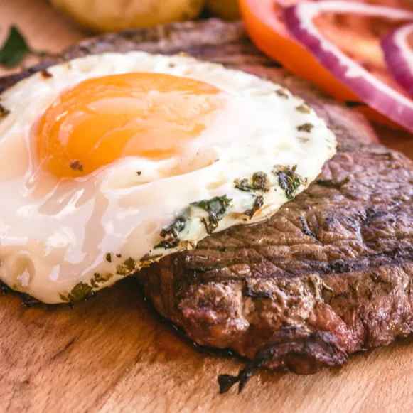 Bife a Cavalo (Imagem Principal)