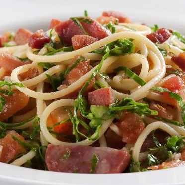 espaguete com bacon (Imagem Principal)