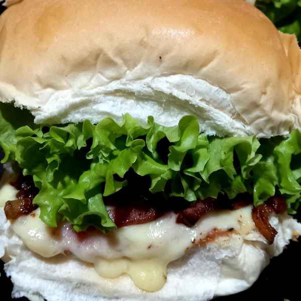 X BACON (Imagem Principal)