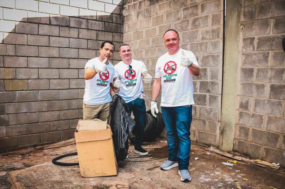 Mutirão “Rio Preto Sem Dengue” no Solo Sagrado