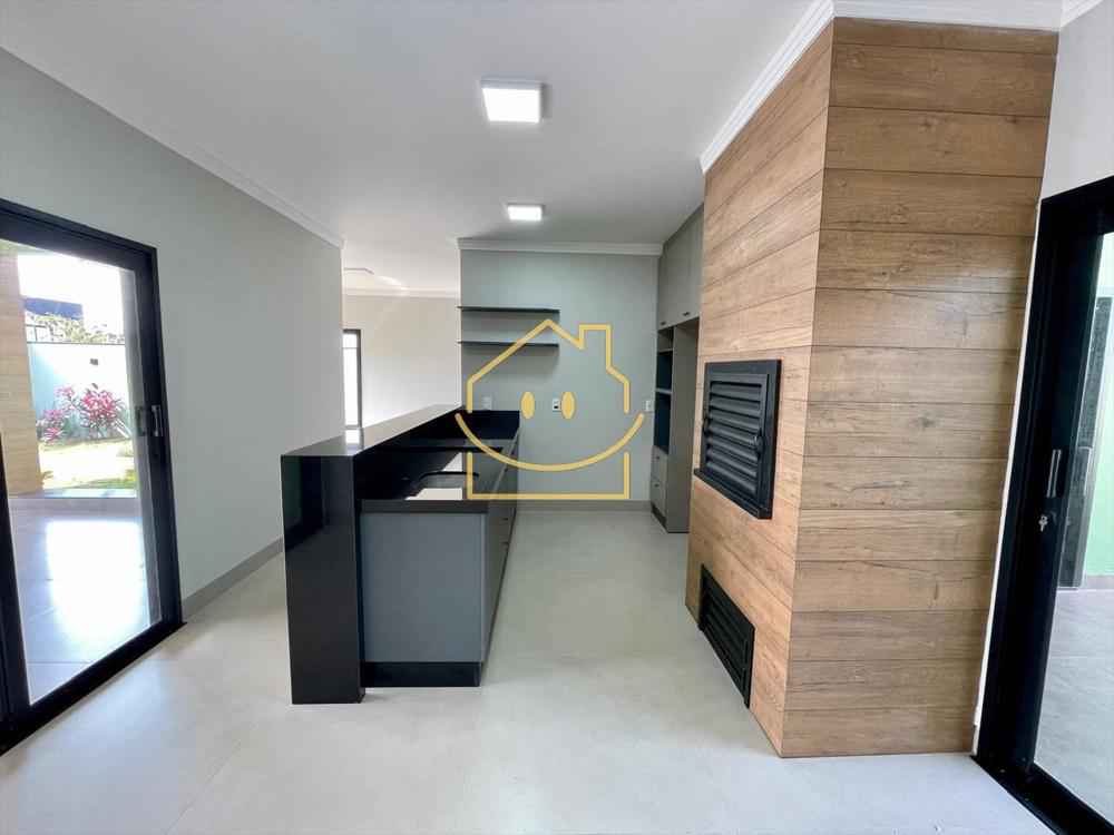 Casa à Venda no Bairro Sol Nascente – Medianeira/PR
