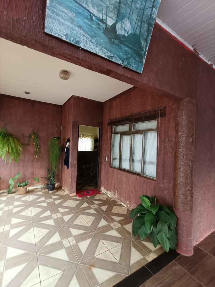 Casa Mobiliada com Ponto Comercial