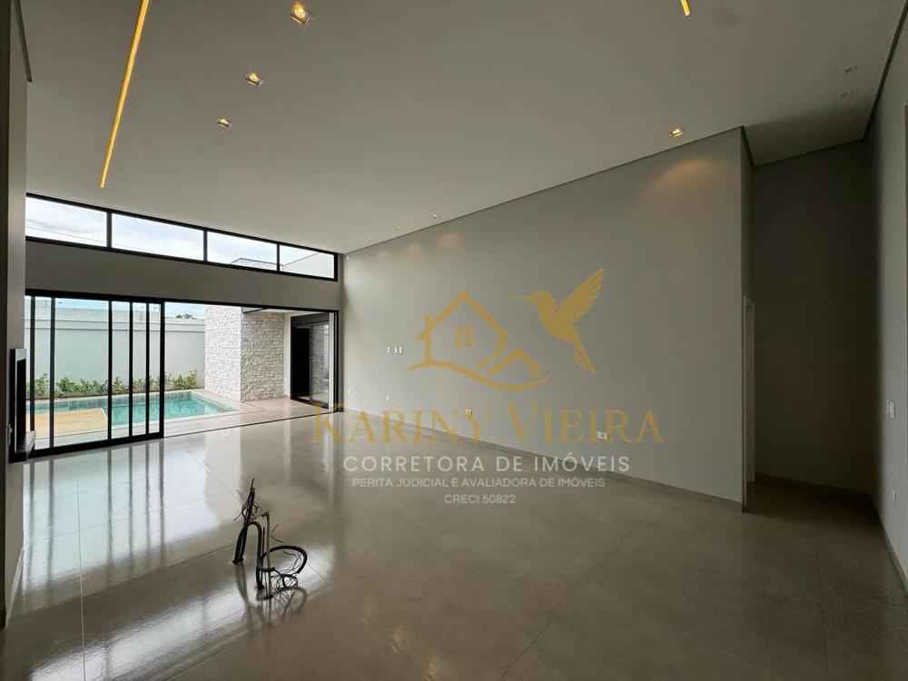 Casa dos Sonhos no Condomínio Águas Claras – Viva o Alto Padrão em Foz!