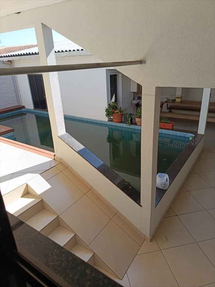 Casa em medianeira - Jardim Irene