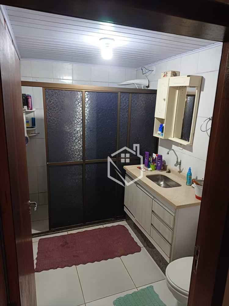 Casa c/ piscina em Medianeira