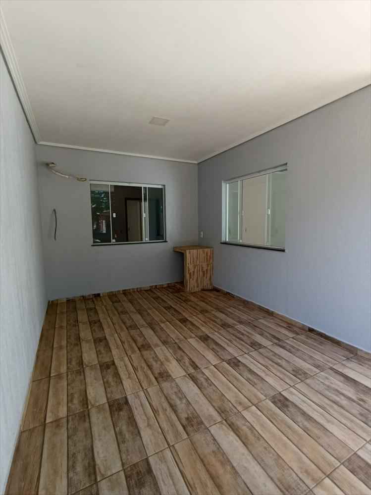 Casa à venda na Itaipu A