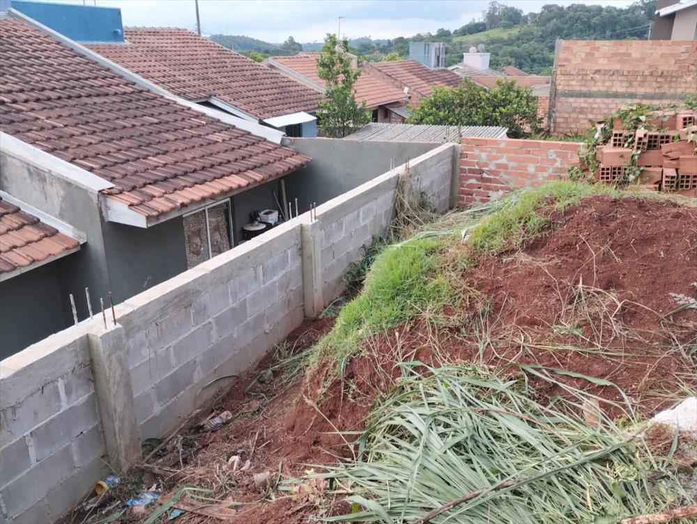 CASA NO BAIRRO FLORENÇA