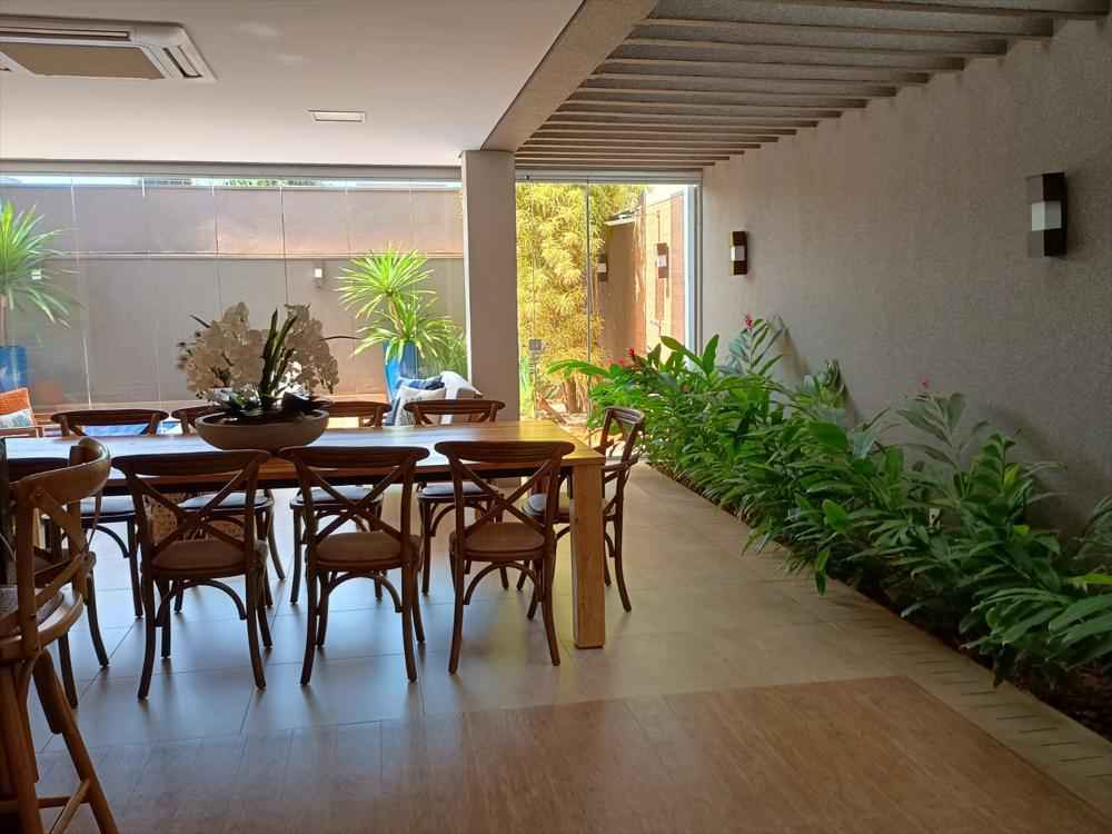 Casa Condomínio Village La Montagne