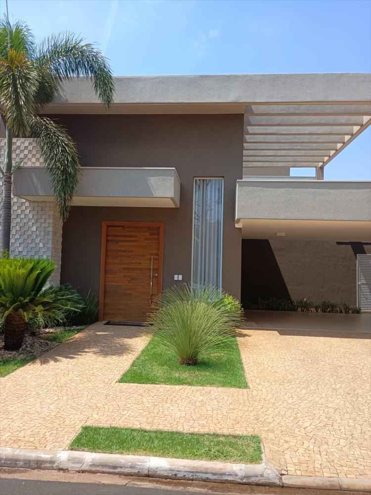 Casa Condomínio Village La Montagne