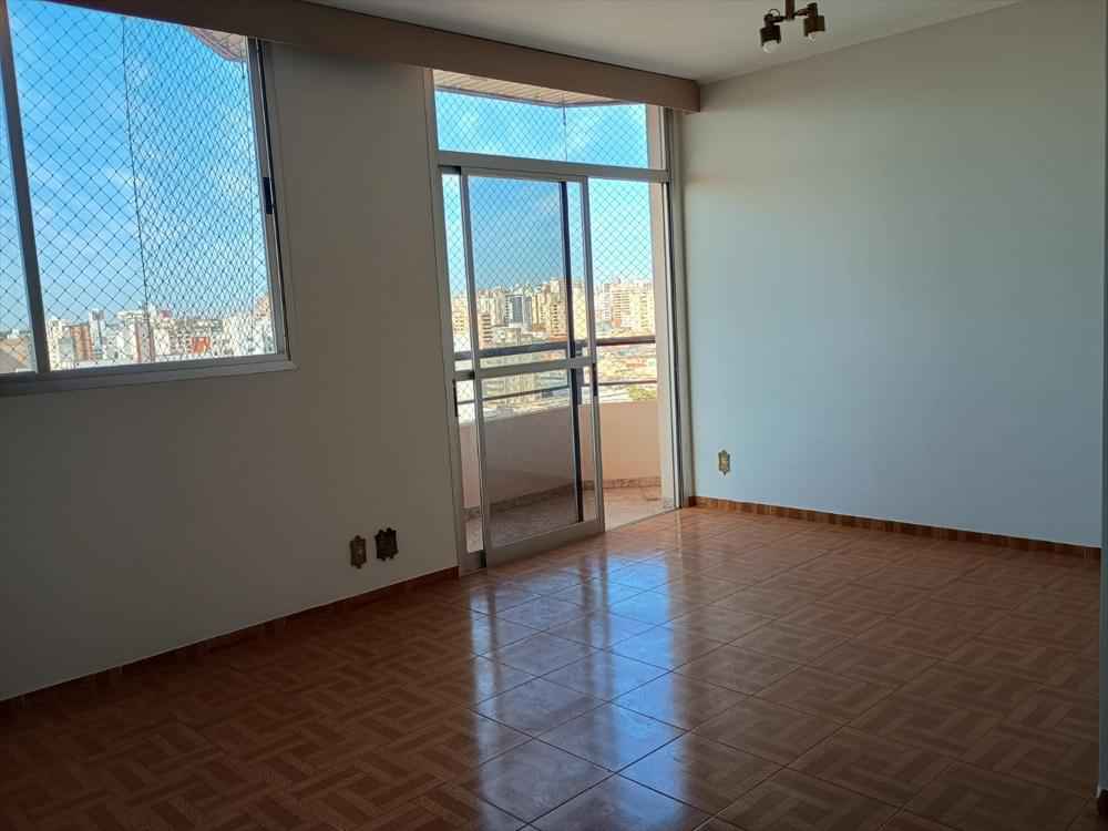 Apto Edifício Vila Rica