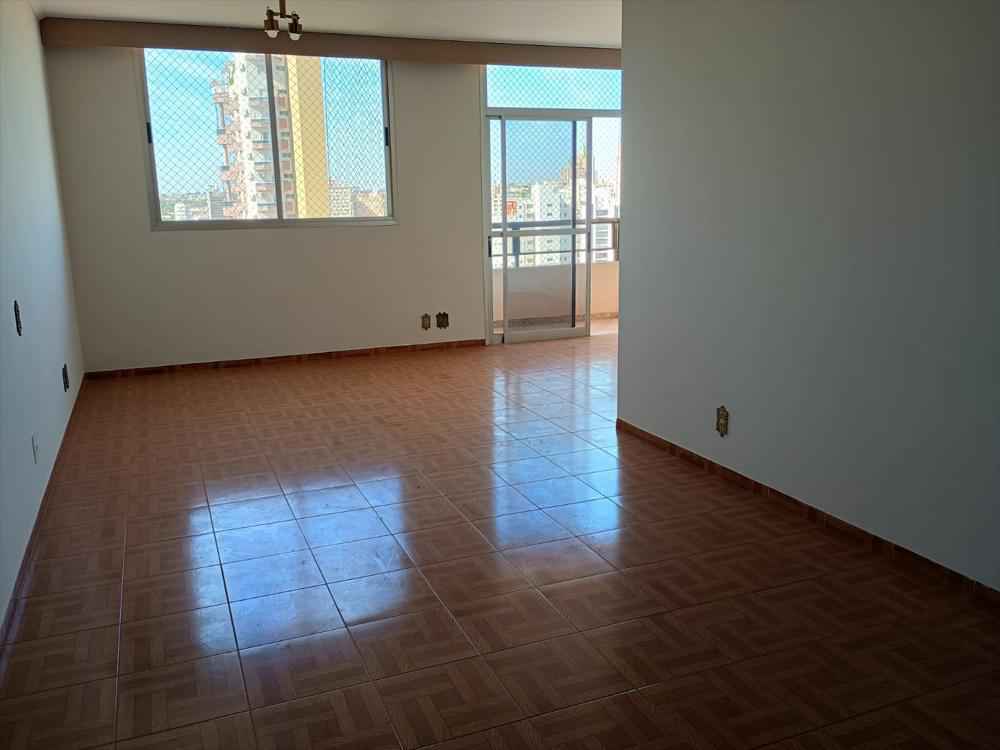 Apto Edifício Vila Rica