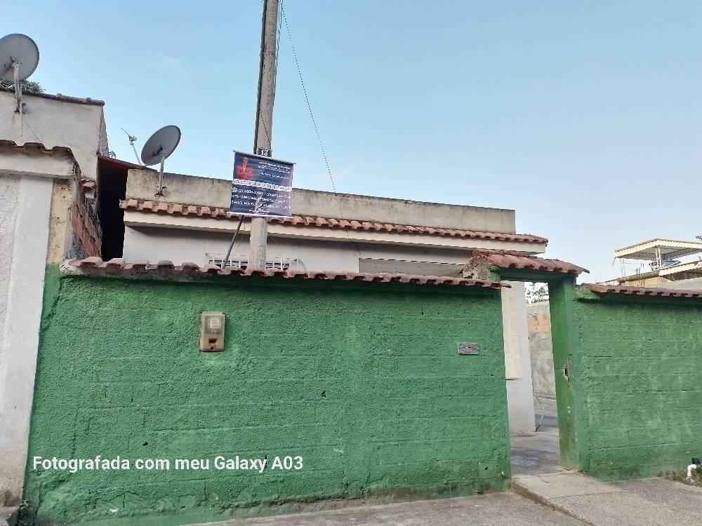 Sua Nova Casa no Jardim Santa Rosa, Queimados! Ampla e Bem localizada.