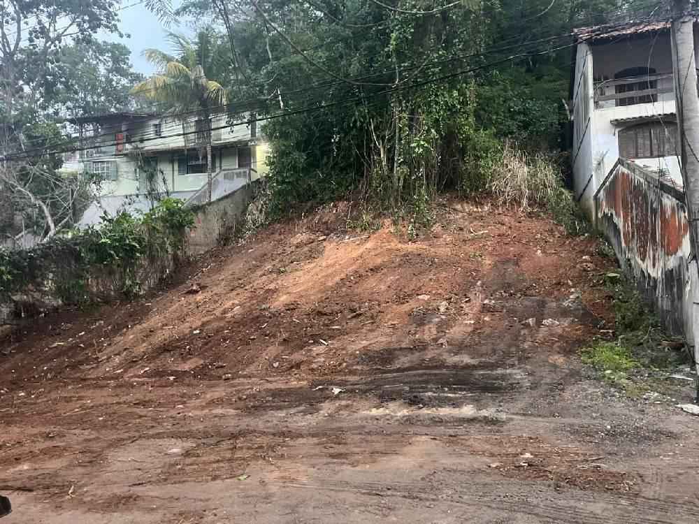 Terreno à Venda na Serra Grande, Niterói Área 750