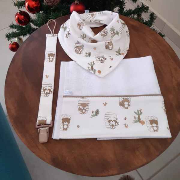 Kit prendedor de chupeta, babador e babinha (Imagem Principal)