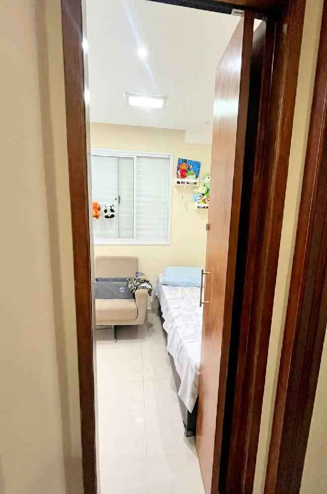 apto em condomínio de baixo custo