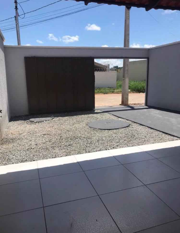 CASA 2 QUARTOS SENADOR CANEDO (RES.ZELIA NUNES)