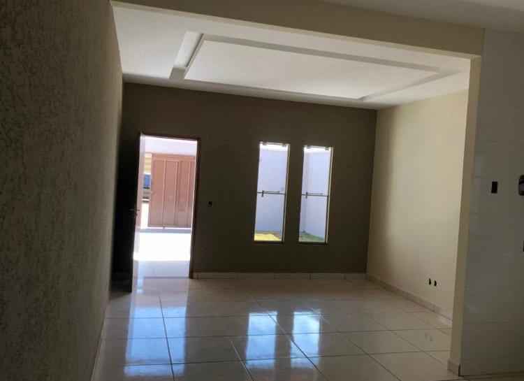 CASA 2 QUARTOS SENADOR CANEDO (RES.ZELIA NUNES)