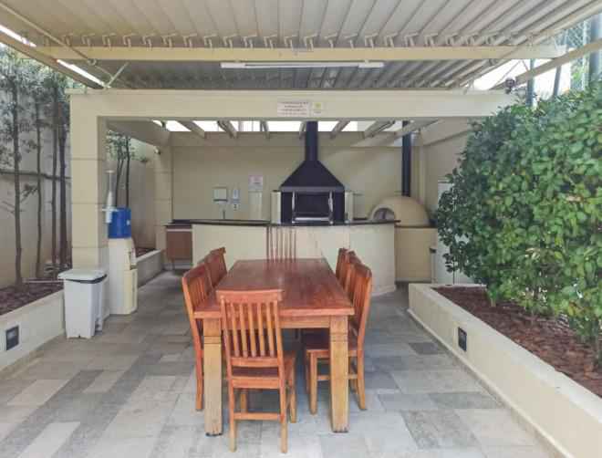 Apartamento para Locaçã em MOEMA 100m2 3 dormitórios(1 suíte) 2 vagas 1 banheiro R$12.000