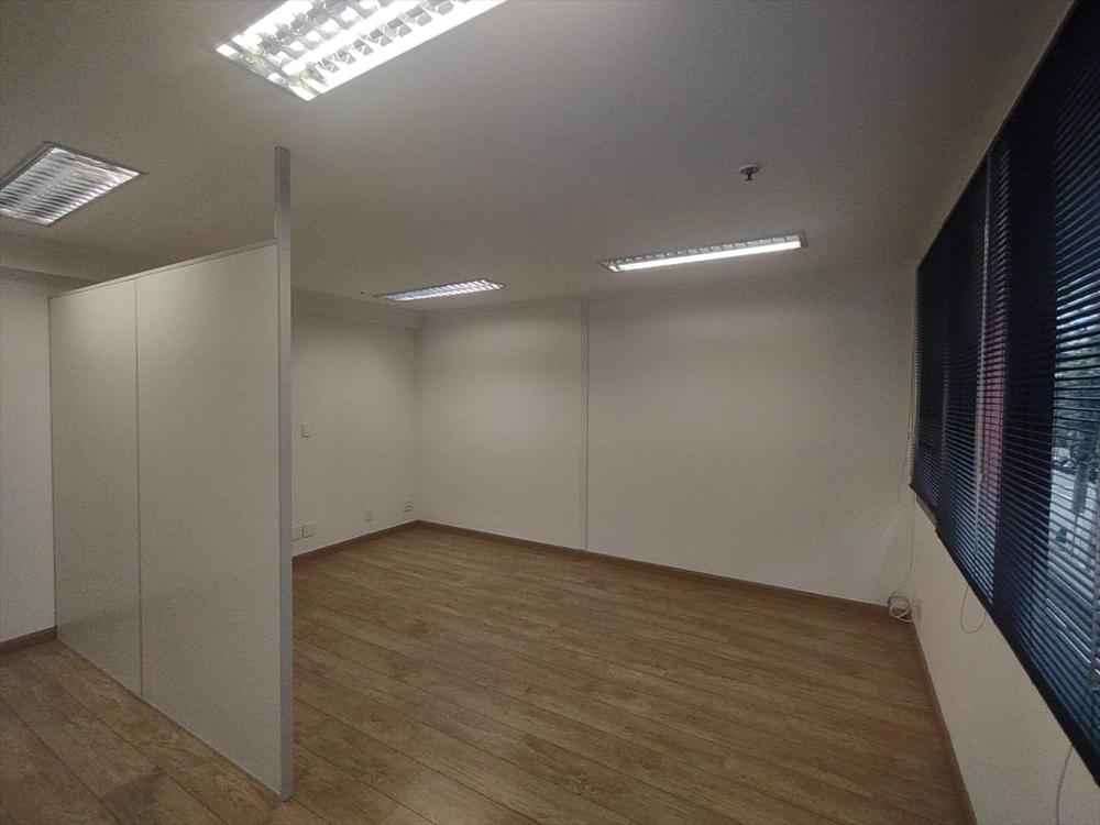 Sala comercial com valor abaixo do mercad Venda por apenas 260 mil !!!! no melhor da VILA OLIMPIA