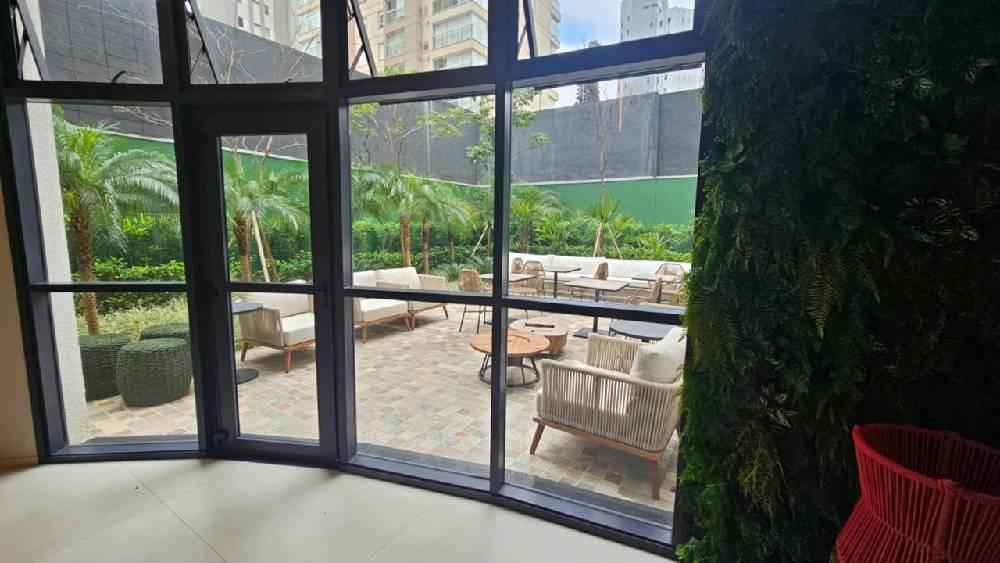 Apartamento à Venda no CAMPO BELO, 2 Quartos, (2suítes), 4 banheiros e 2 vagas R$ 1.950.000 109 m²